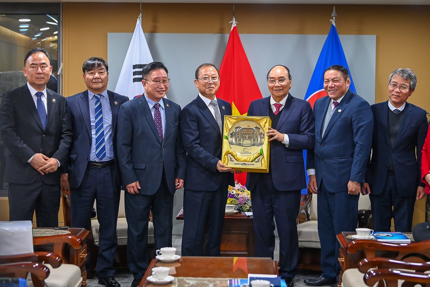 chu tich nuoc anh 11