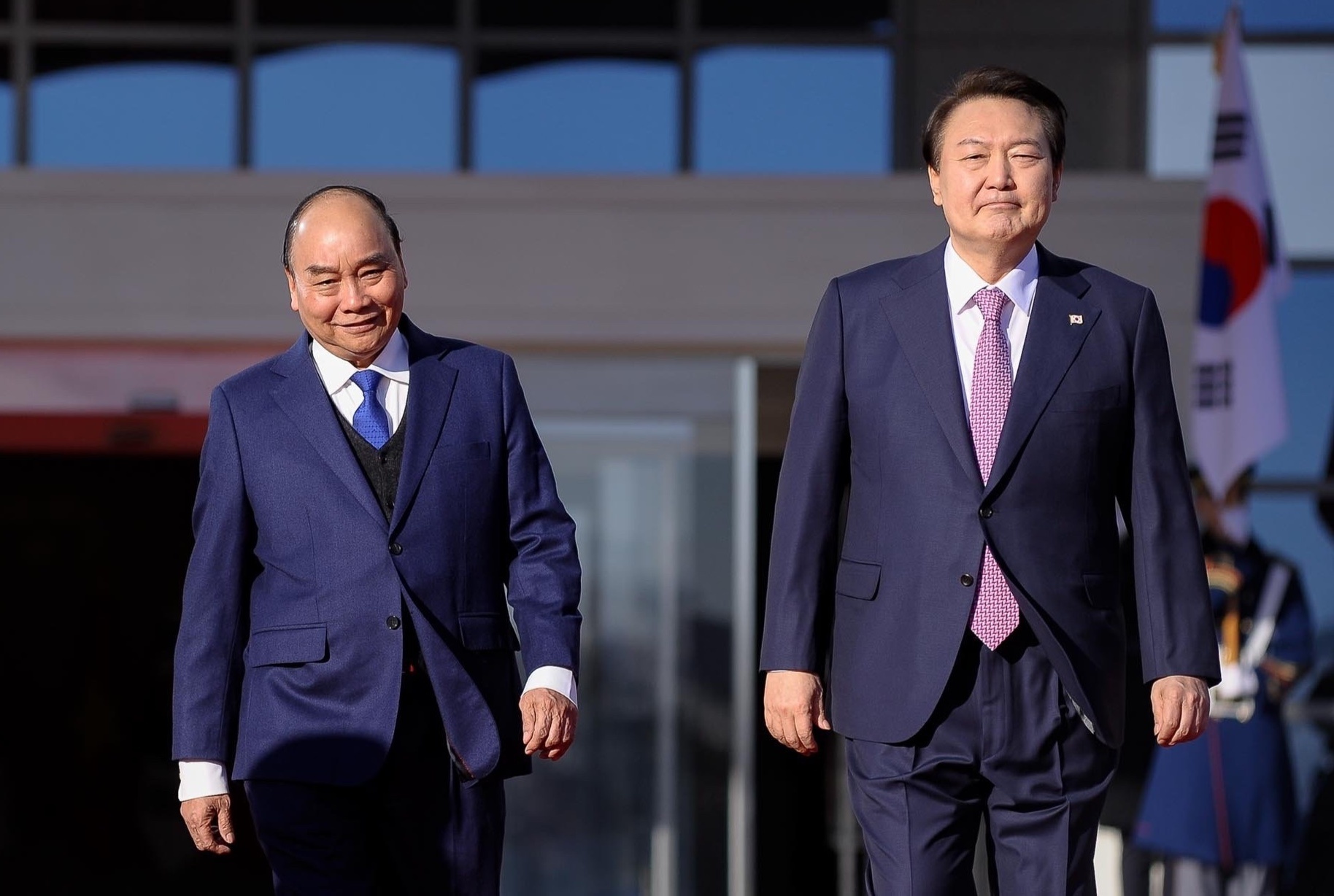 hop tac viet - han anh 2