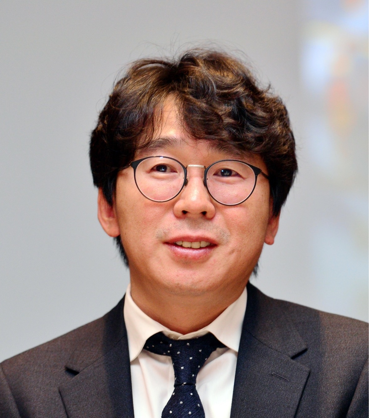 hop tac viet - han anh 1