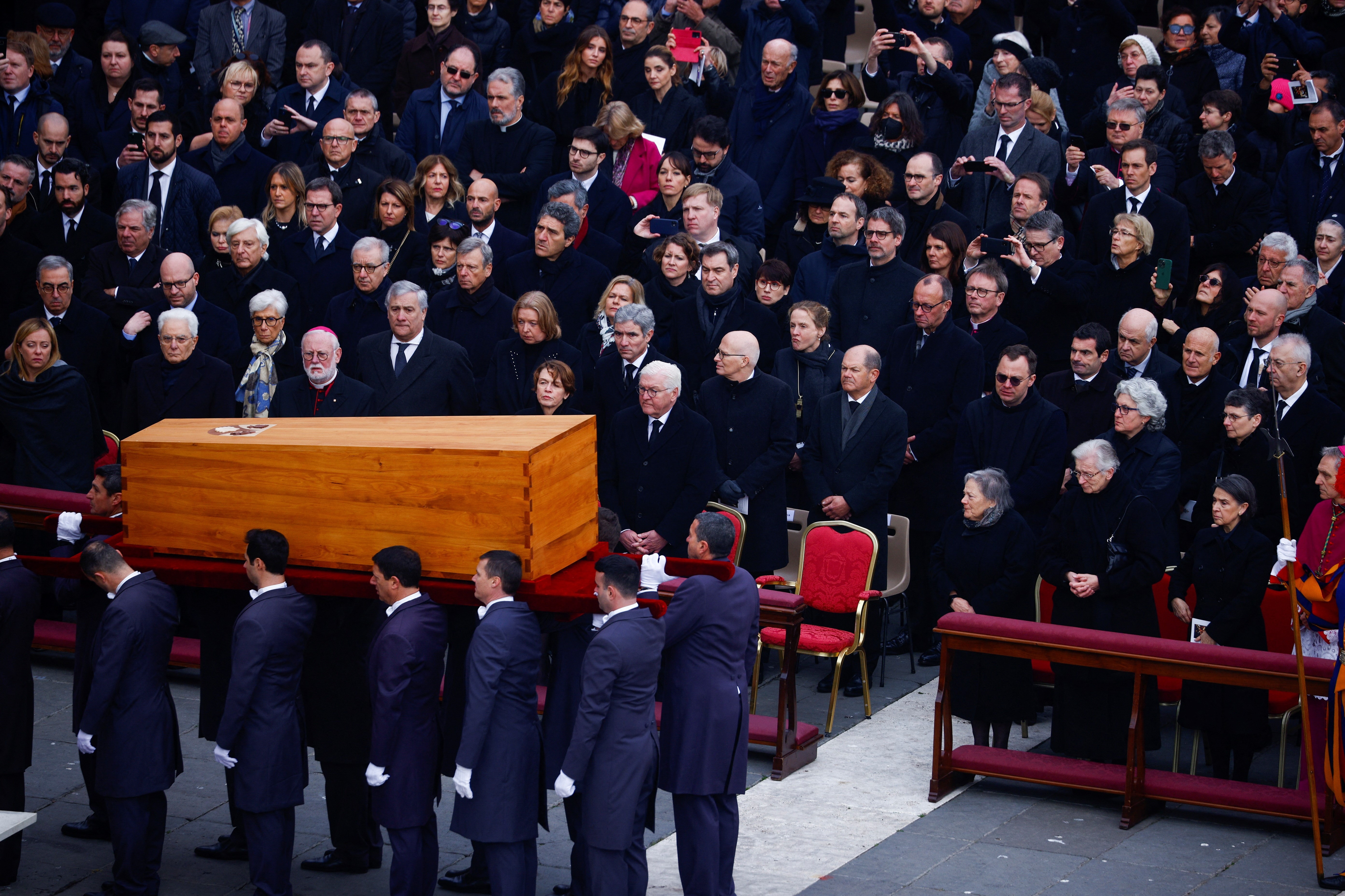 le tang giao hoang benedict anh 15