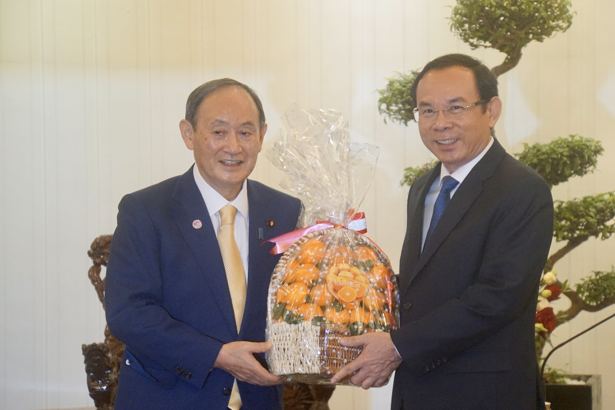 nguyen thu tuong nhat ban anh 1