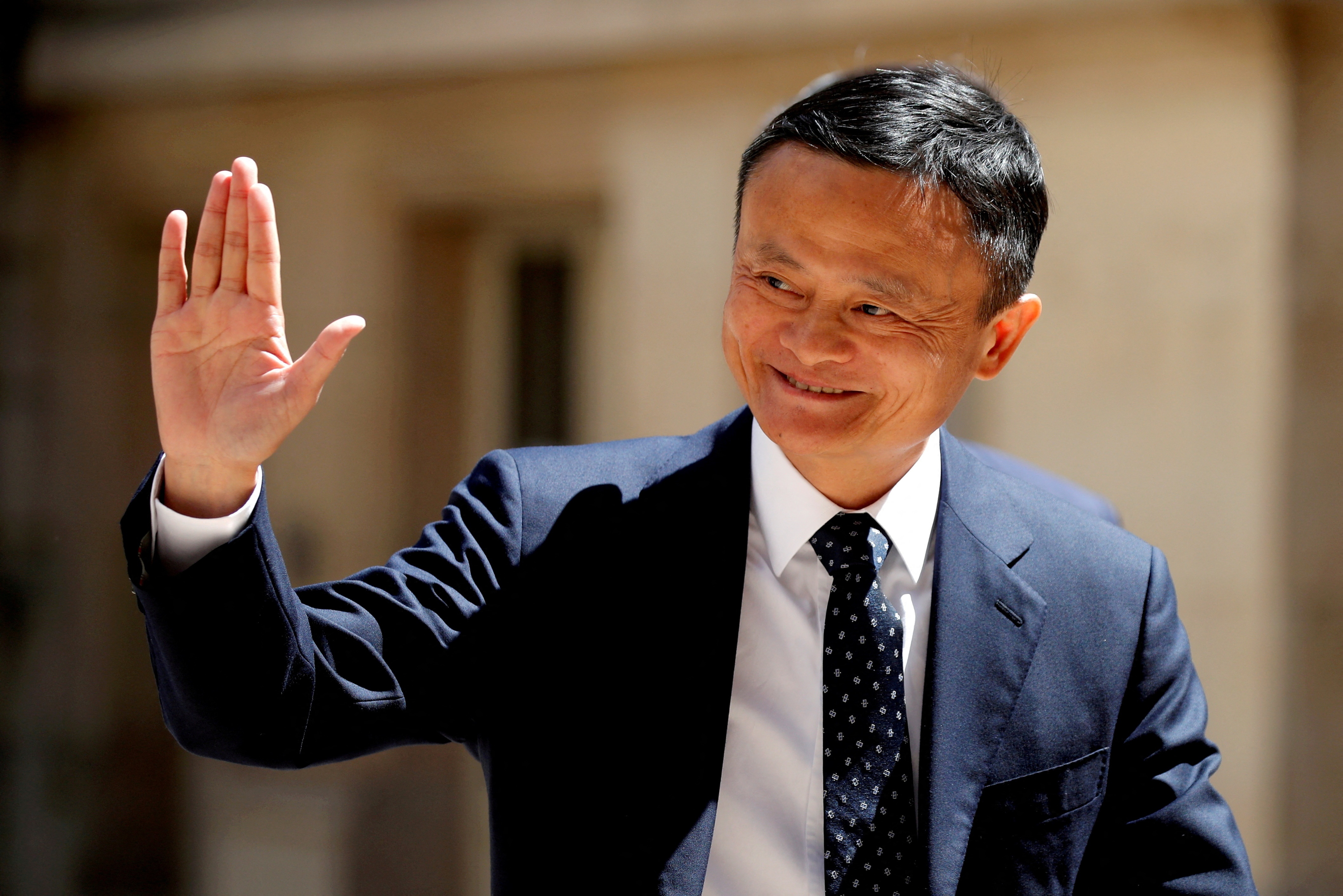 Ong Jack Ma den Hong Kong sam Tet hinh anh