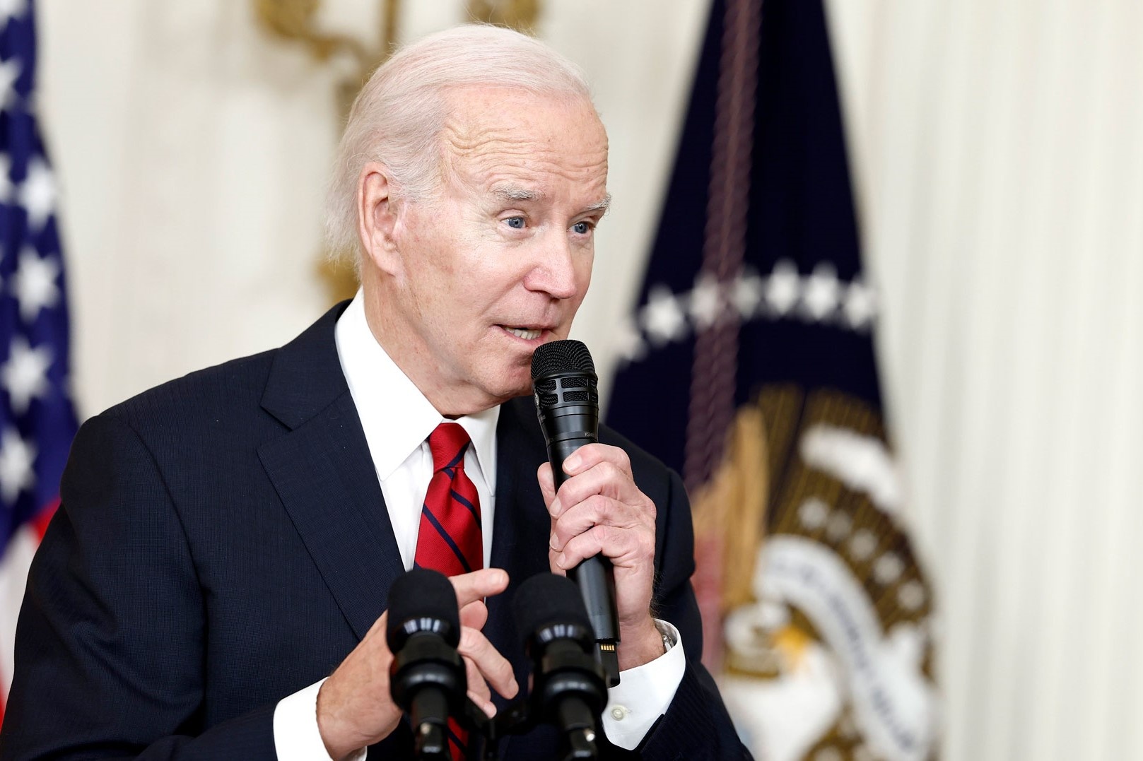 Ong Biden 'phan no' khi xem video canh sat danh dap Tyre Nichols hinh anh