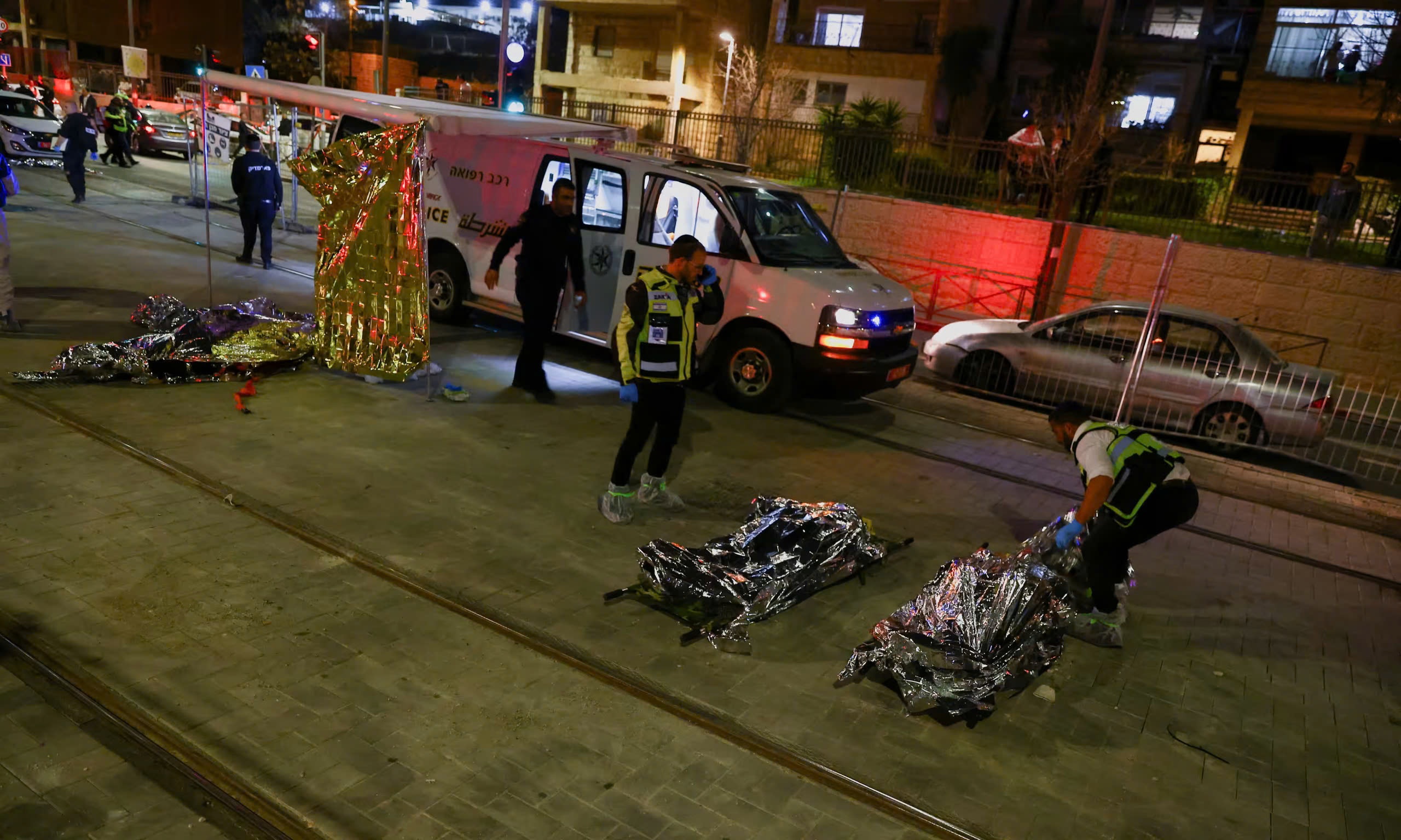 8 nguoi bi ban chet khi buoc ra tu hoi duong Do Thai o Dong Jerusalem hinh anh