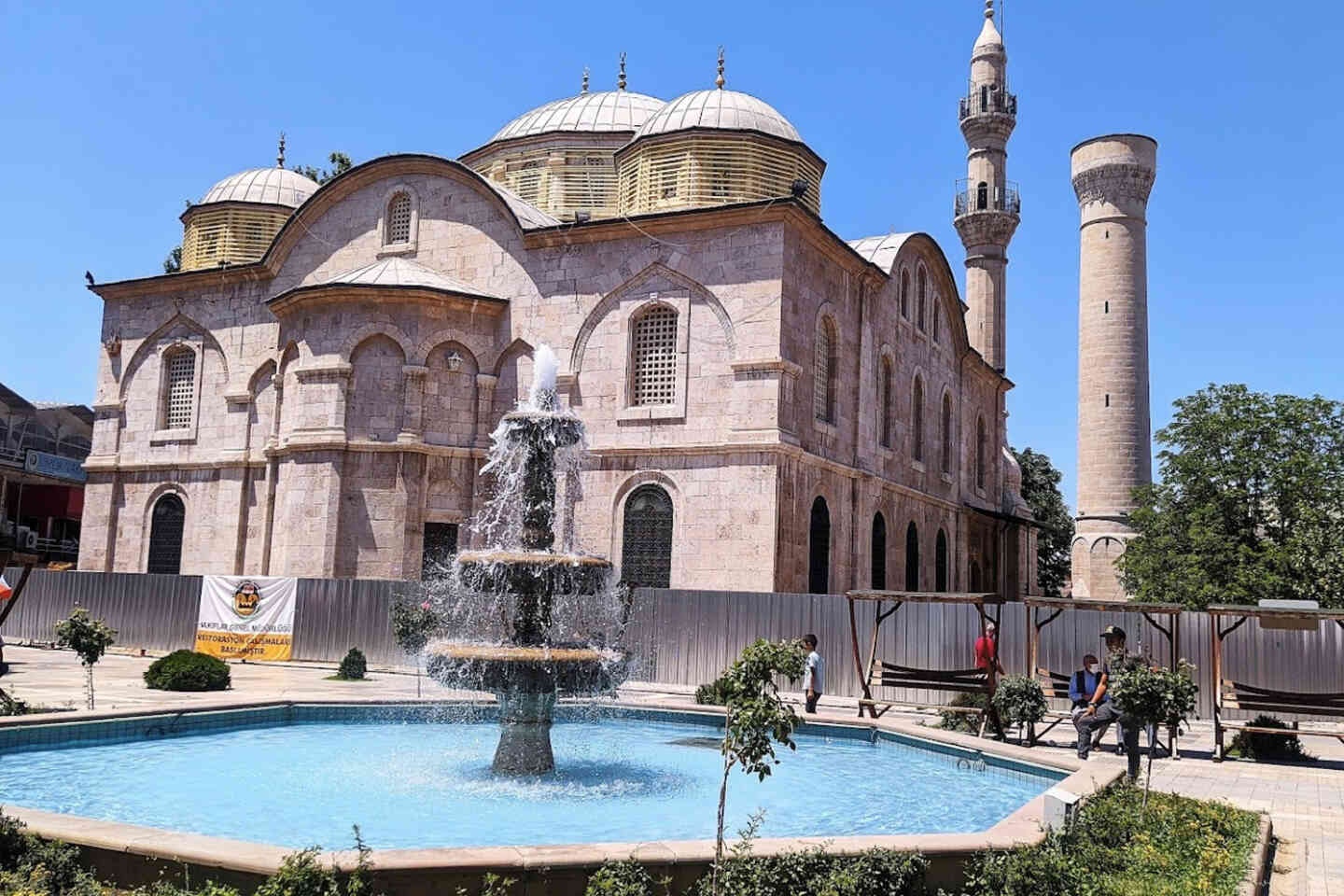 dong dat tho nhi ky anh 2