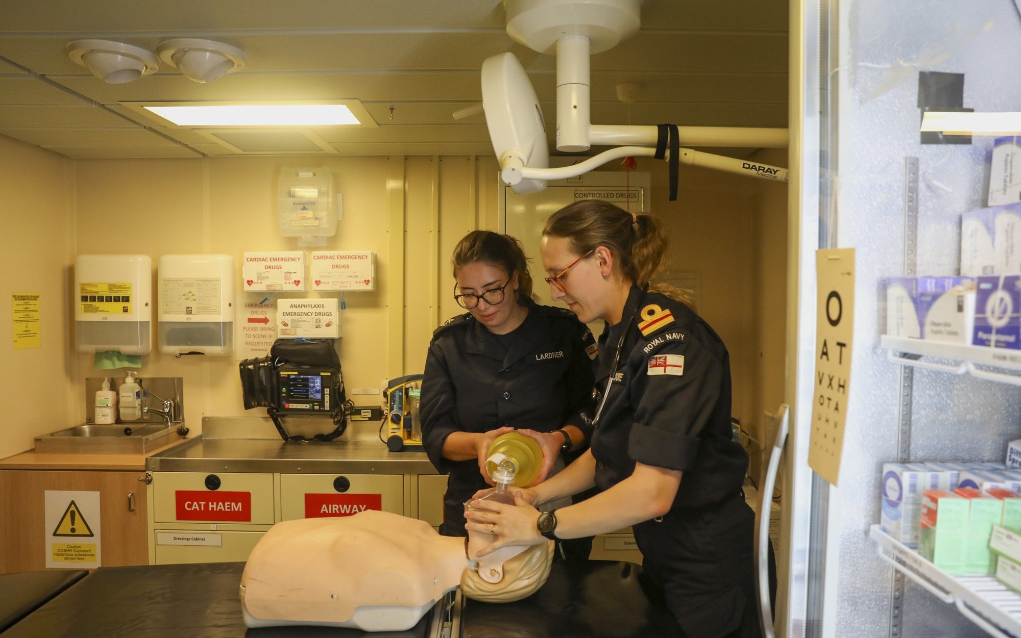 Tau Hai quan Anh anh 4