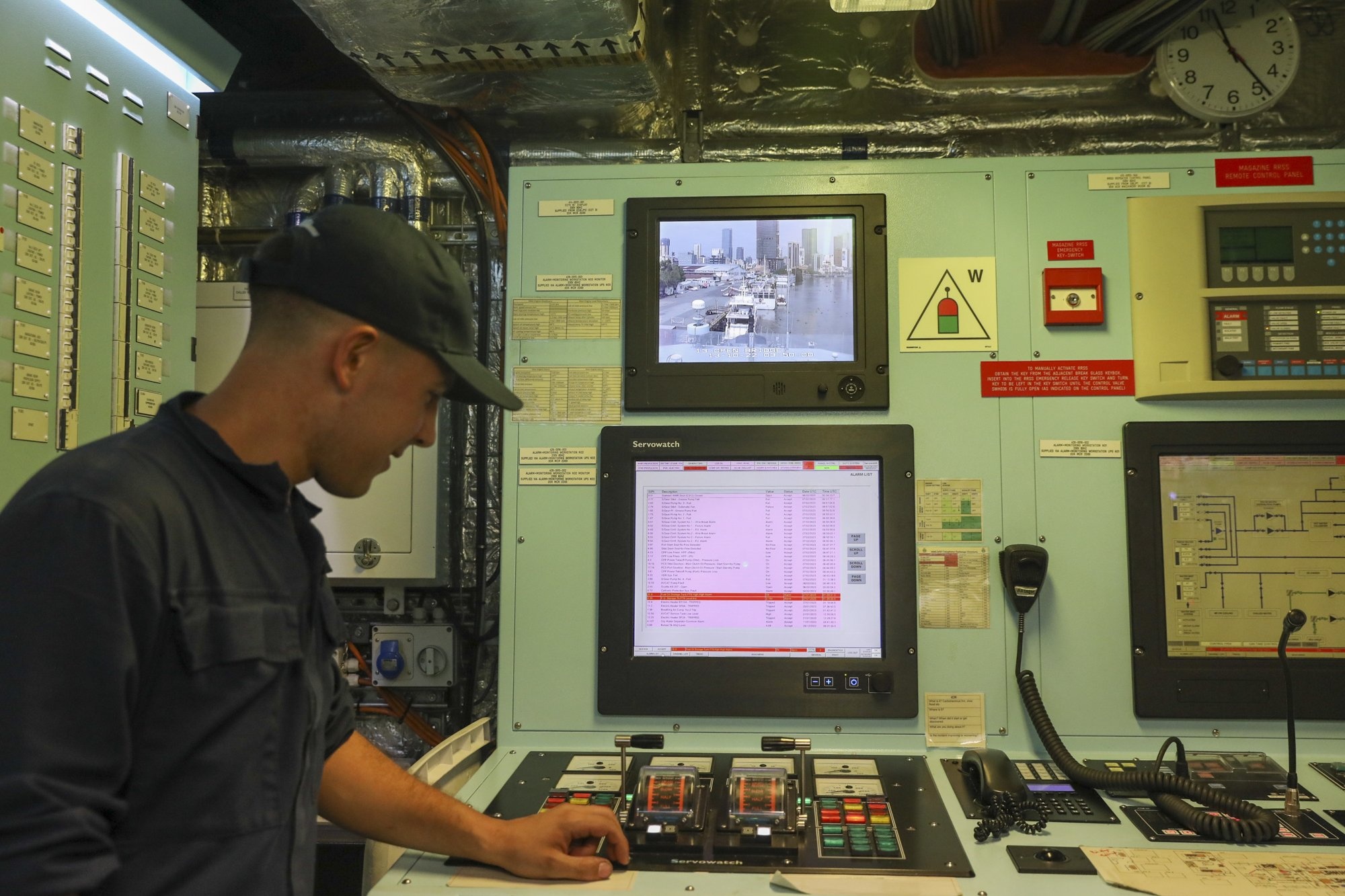 Tau Hai quan Anh anh 9