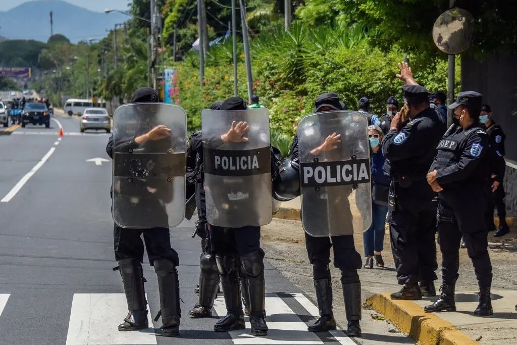 Nicaragua phong thich, dua hon 200 tu nhan toi My hinh anh