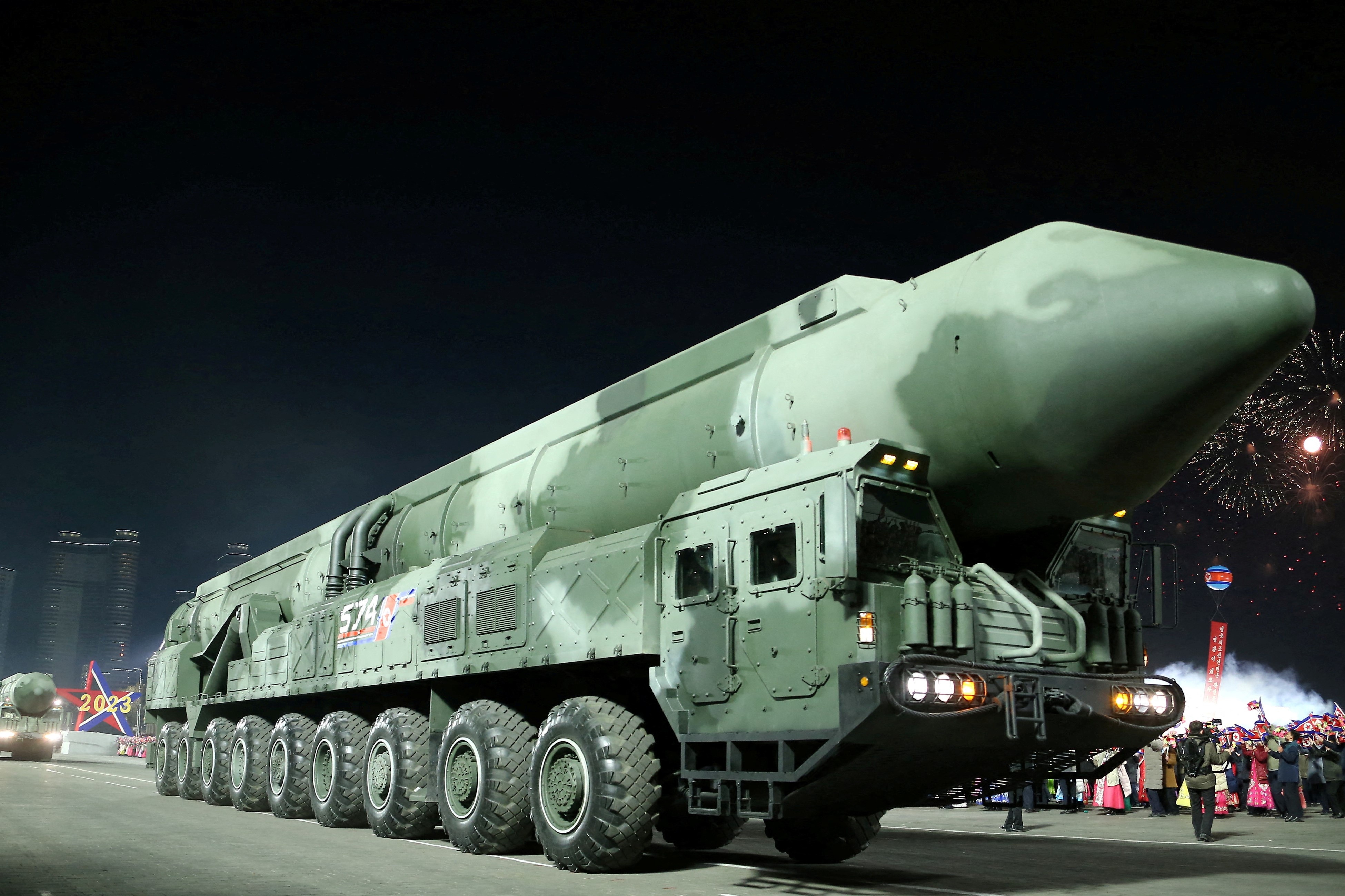 Vi sao ICBM nhien lieu ran cua Trieu Tien gay chu y? hinh anh