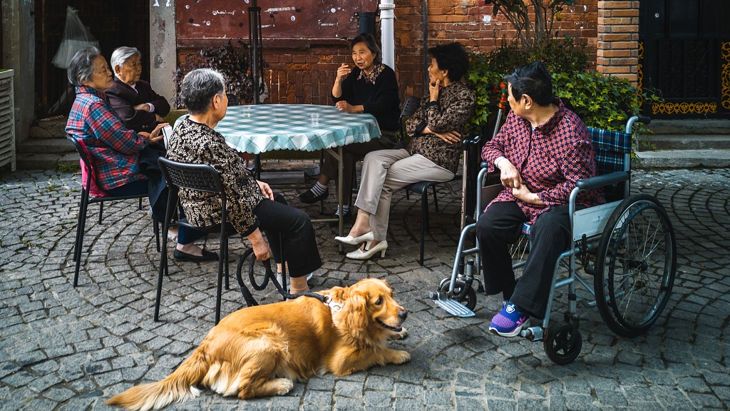 Trung Quoc muon dao nguoc suy giam dan so, hay nhin vao Thuy Dien hinh anh