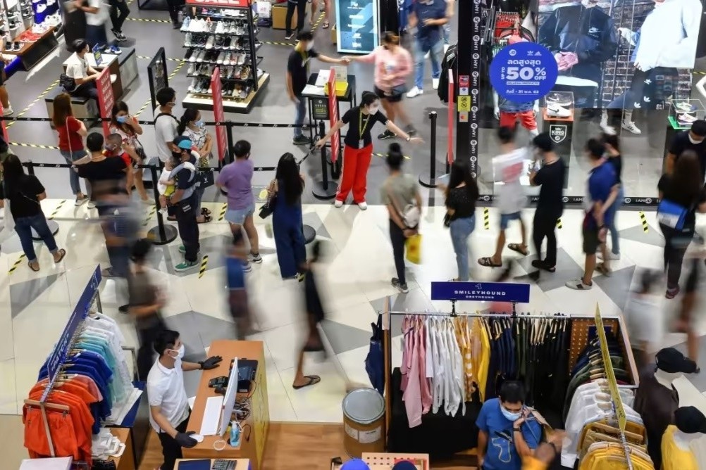 Nhan to giup chau A 'ganh' tang truong kinh te toan cau nam nay hinh anh