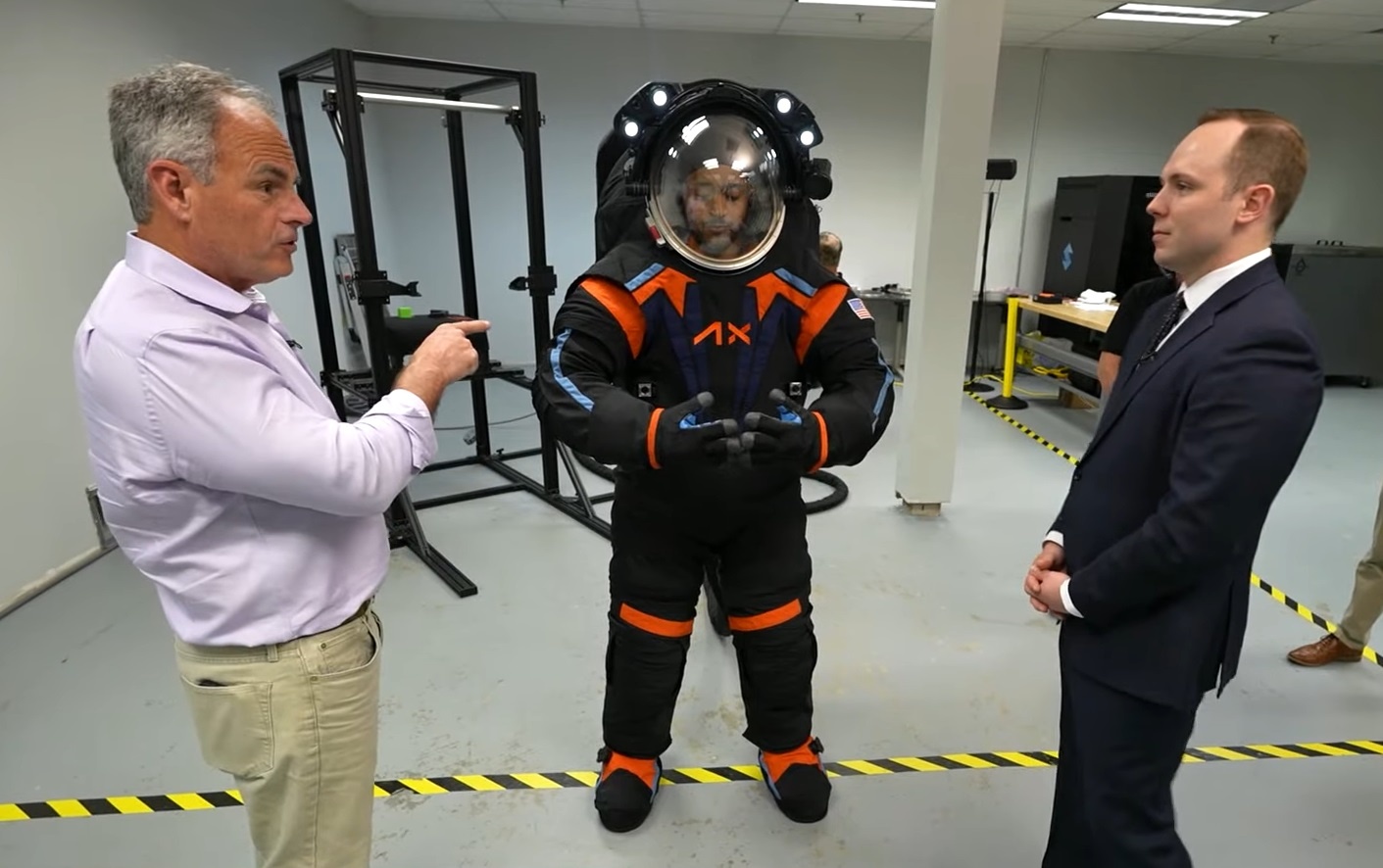 dat chan len mat trang anh 1