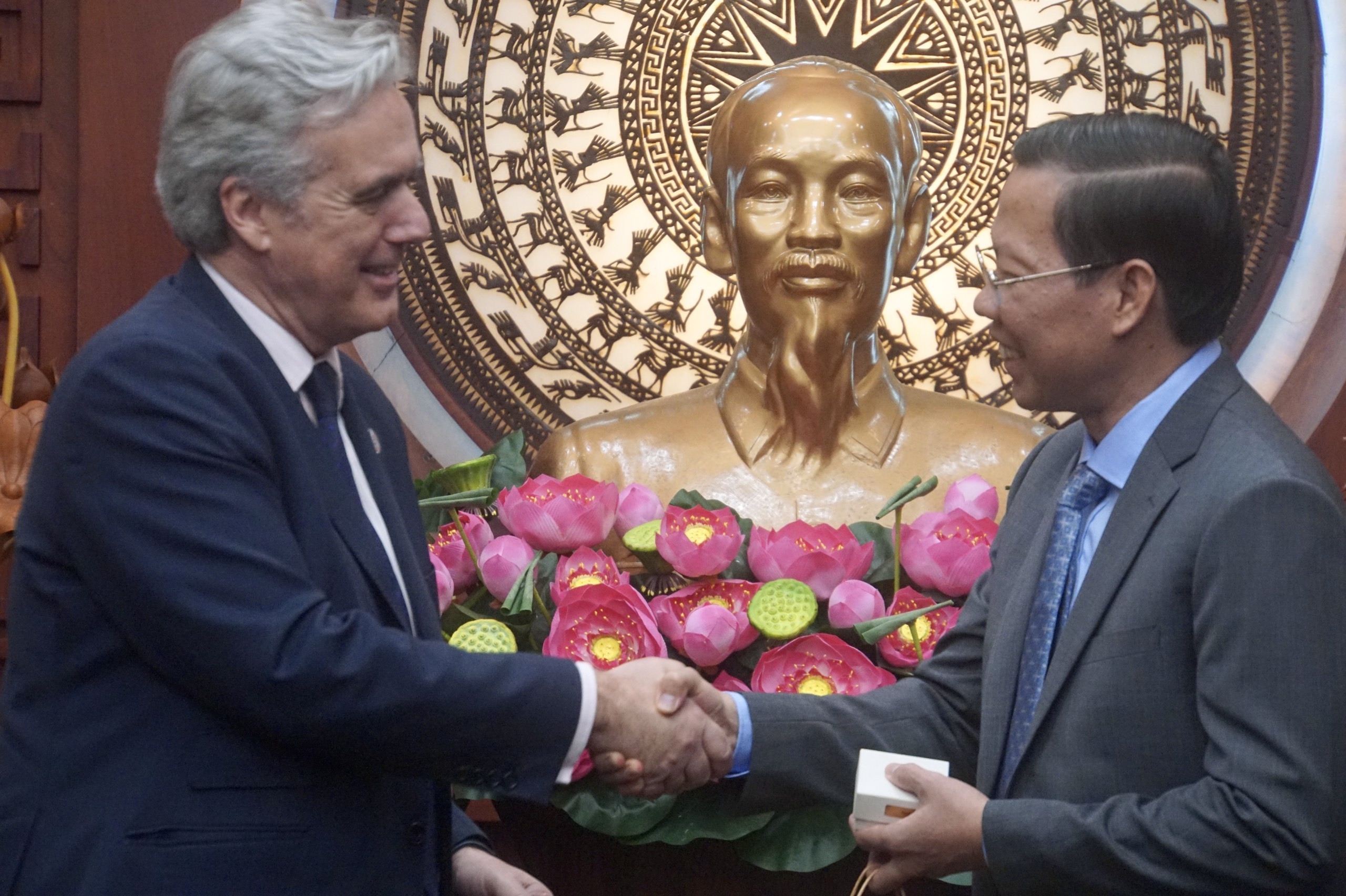 TP.HCM dat 3 trong tam hop tac voi Vuong quoc Anh hinh anh