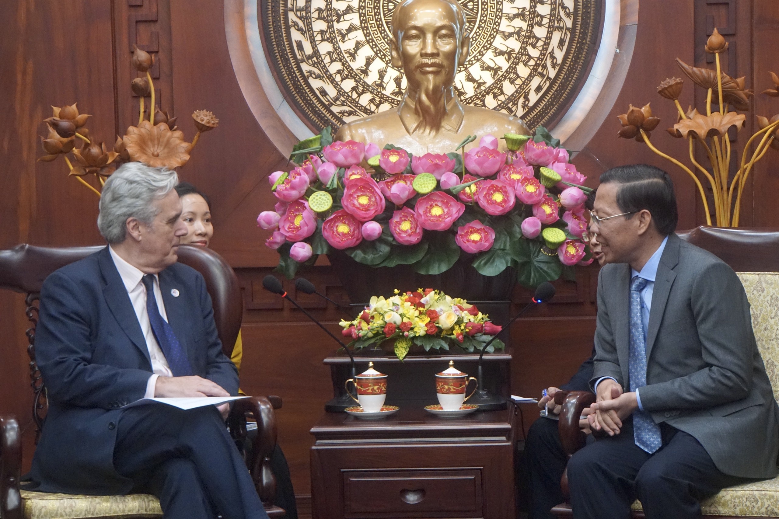 hop tac cua tp.hcm anh 1