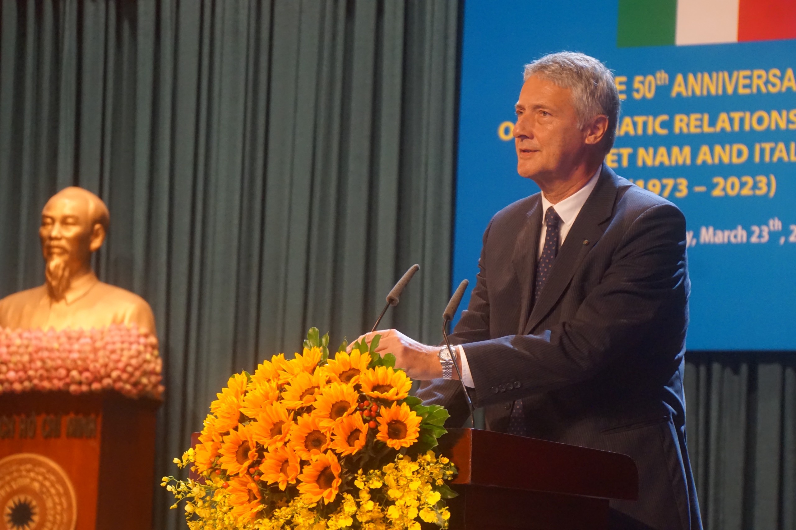 viet nam italy anh 2