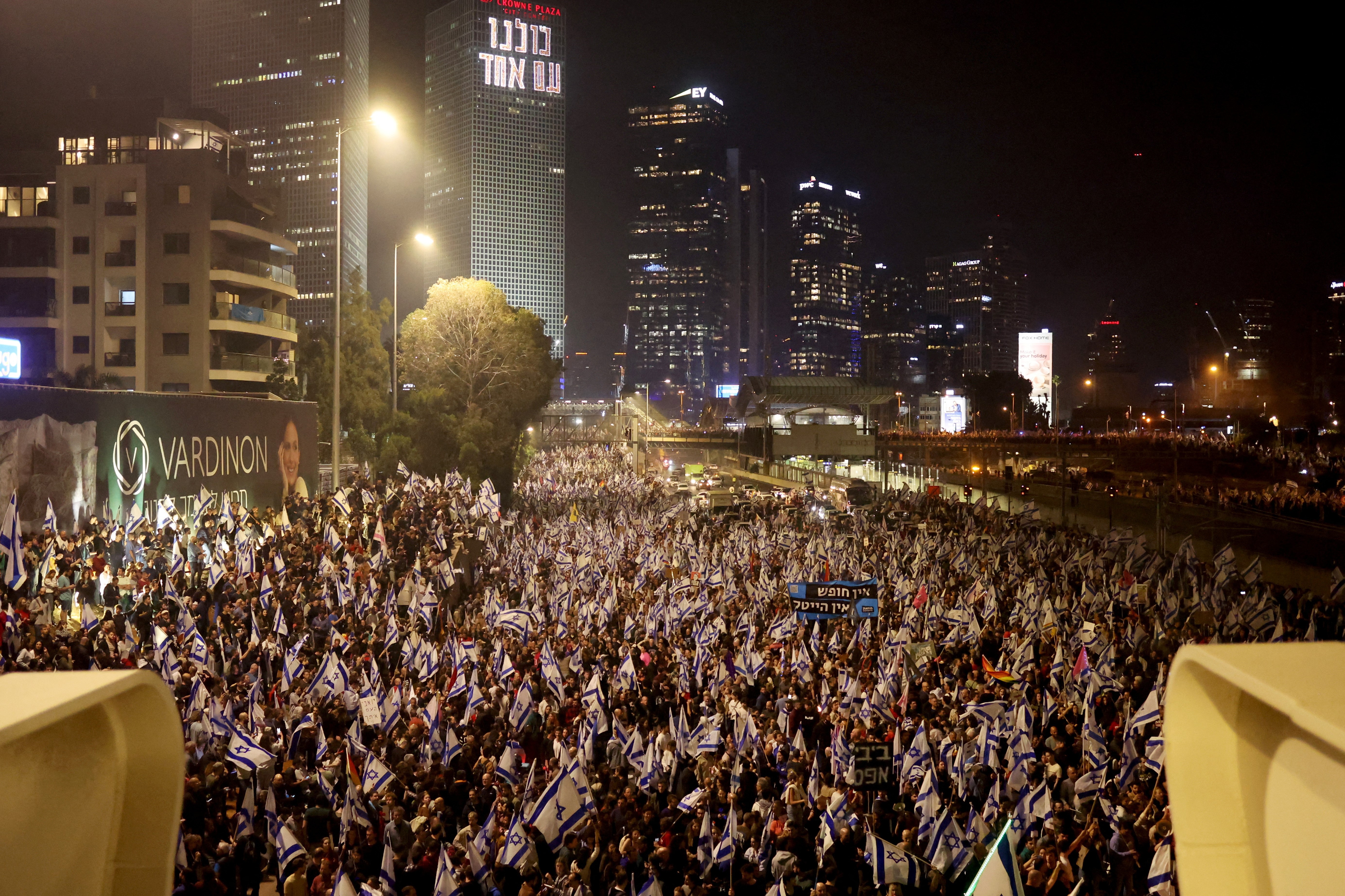 Nguoi dan Israel gian du hinh anh