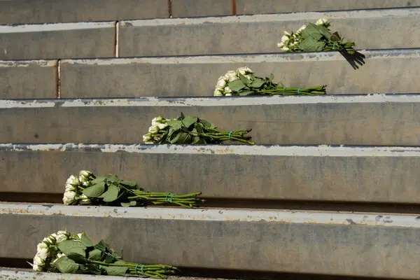 Toan canh ve tay sung livestream ban chet nhieu nguoi o ngan hang My hinh anh