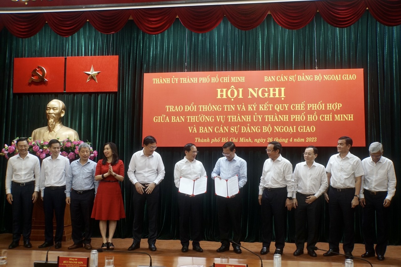 quy che phoi hop anh 3