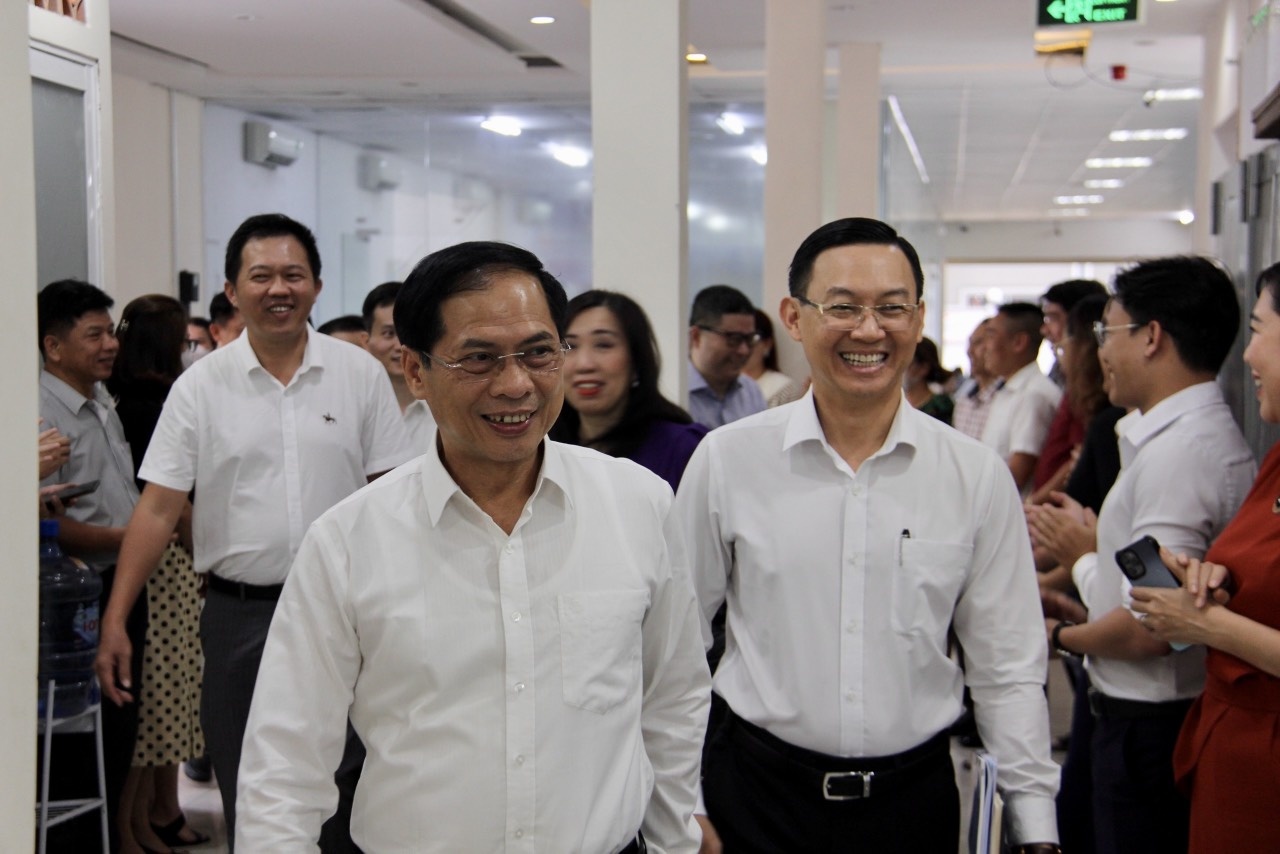 quy che phoi hop anh 4