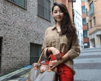 Thieu nu Trieu Tien xinh dep noi nhu con tai Han Quoc hinh anh