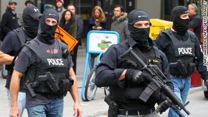 Xa sung tai toa nha quoc hoi Canada hinh anh