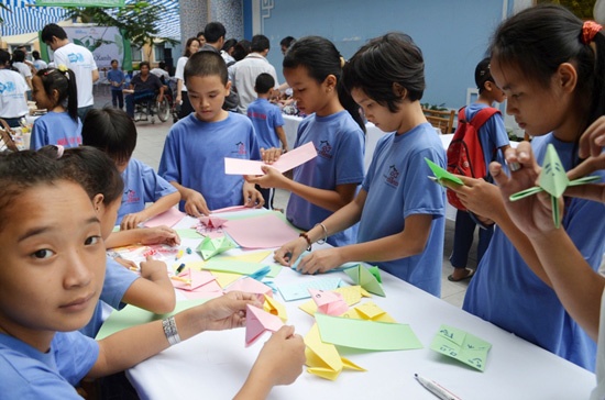 Tuan le chong bien doi khi hau huong den gioi tre hinh anh
