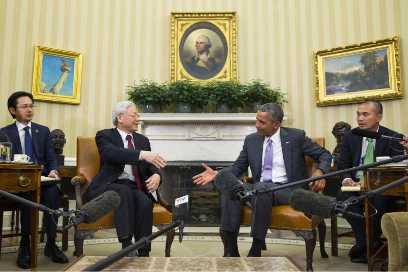 Viet - My: Dieu gi sau ‘buoc ngoat lich su’? hinh anh