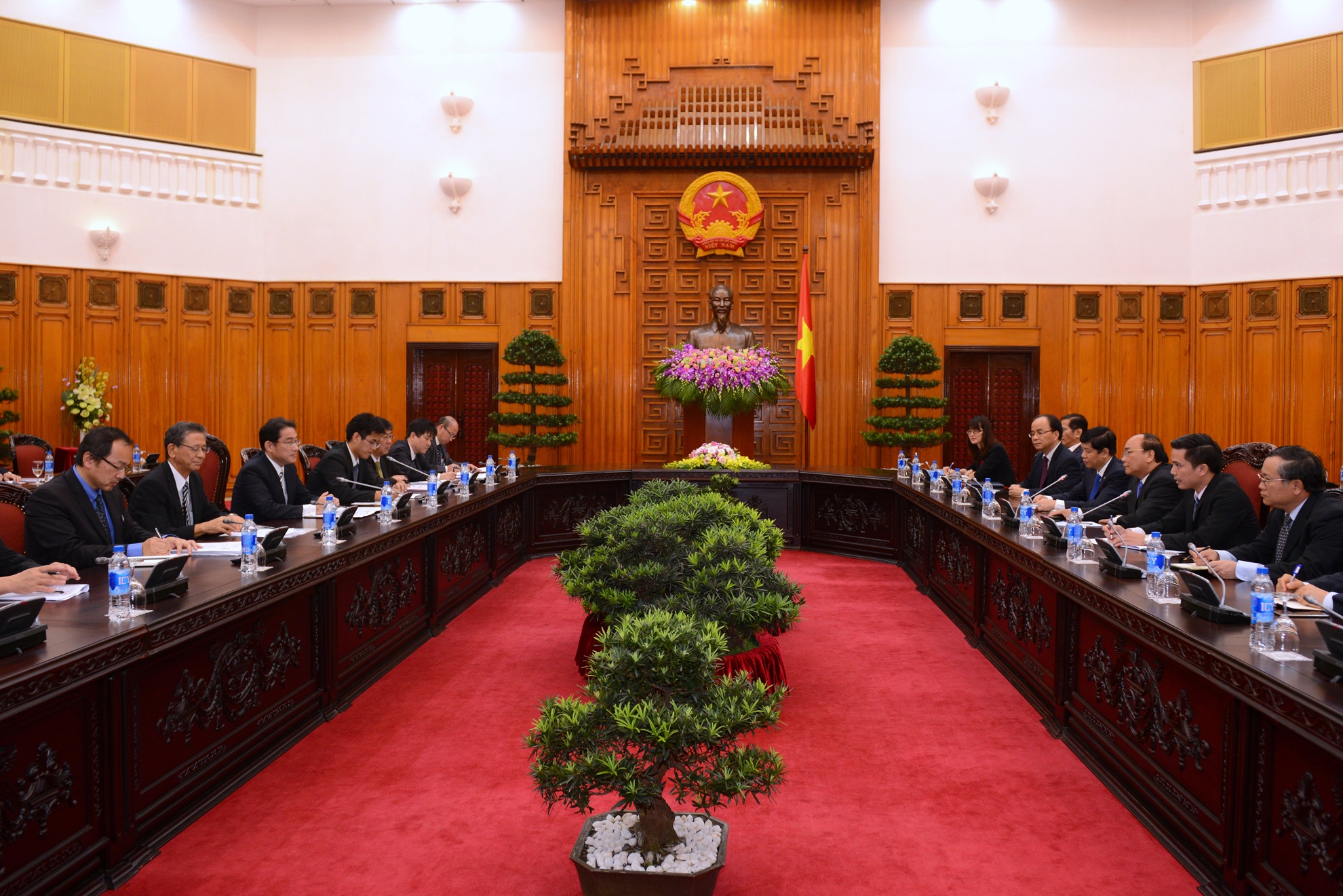 ngoai truong nhat ban fumio kishida anh 6