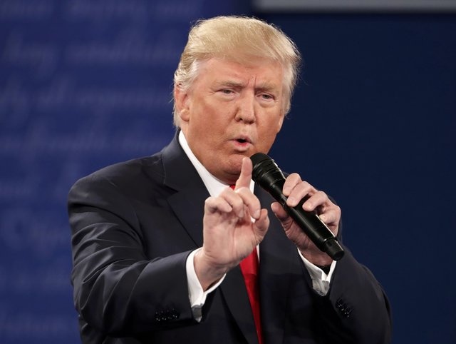 Trump: Toi chi noi con Bill Clinton lam dung phu nu hinh anh