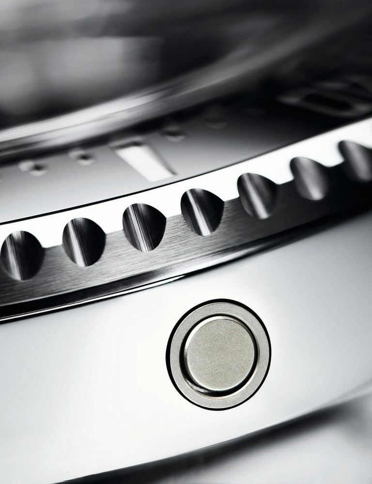 Lo canh vo dong ho,  Rolex,  Dong ho anh 2