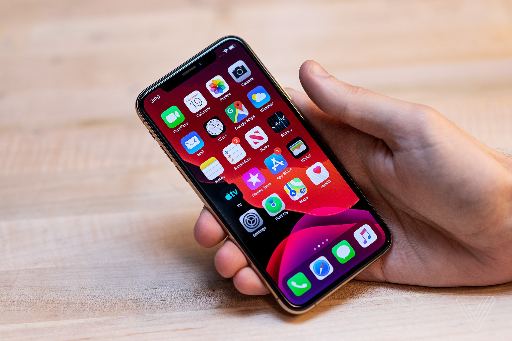 iPhone 13 co the duoc tang gap doi dung luong luu tru hinh anh