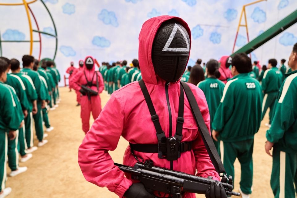 Squid Game khien nha mang cua Han Quoc kho so hinh anh