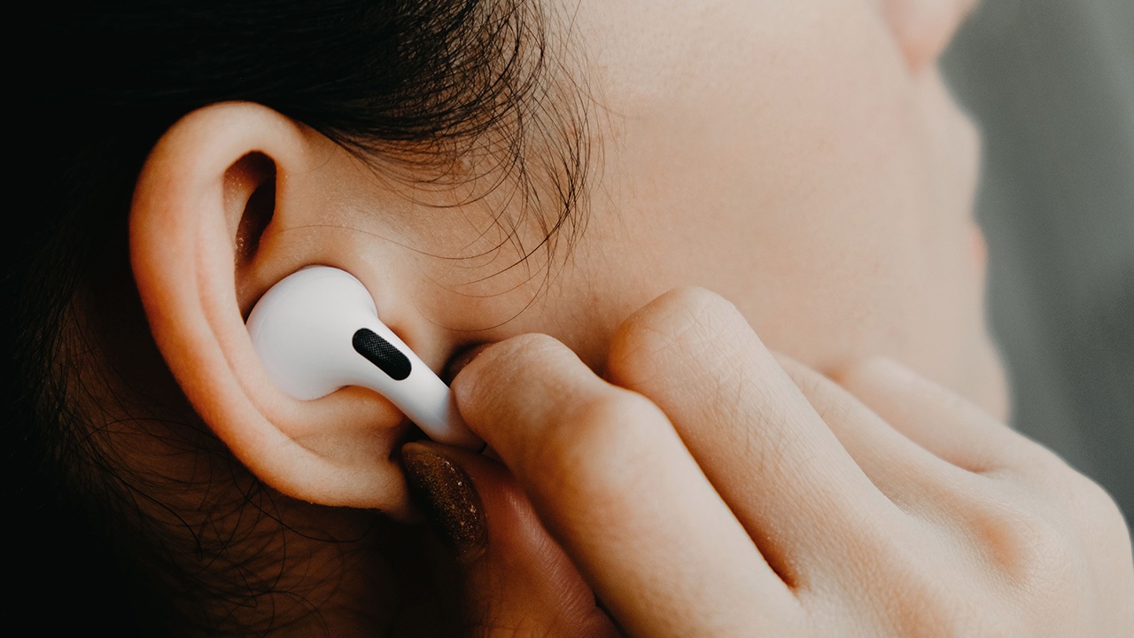 AirPods moi co the duoc trang bi tinh nang theo doi suc khoe hinh anh