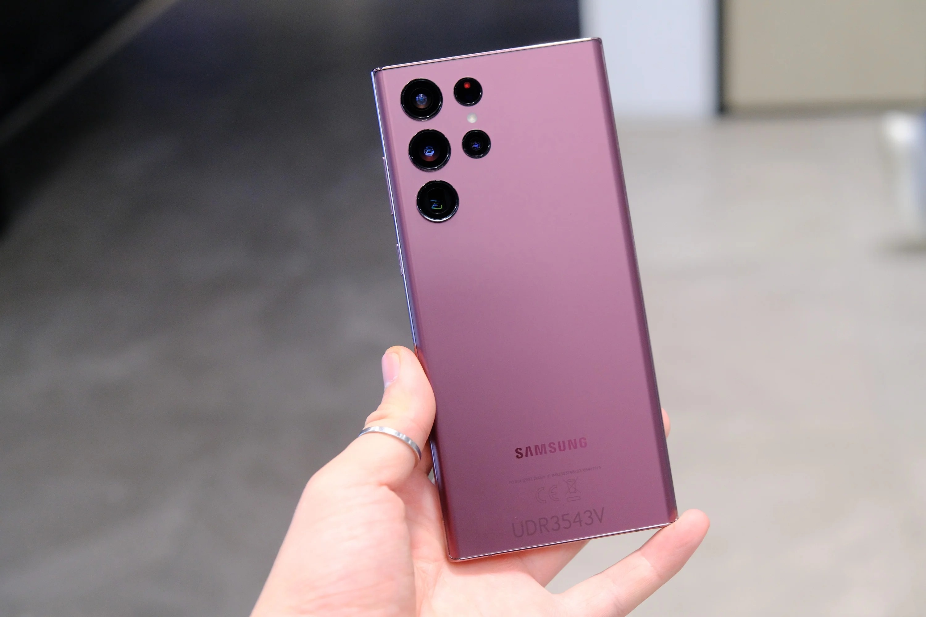 Samsung 'hoi sinh' dong Note, bien tablet thanh laptop hinh anh