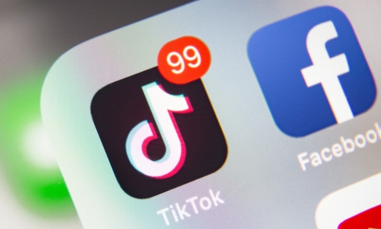 Facebook thay doi de canh tranh voi TikTok anh 1