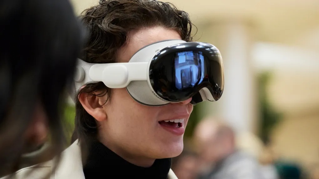 Apple Vision Pro 2 co the som ra mat hinh anh