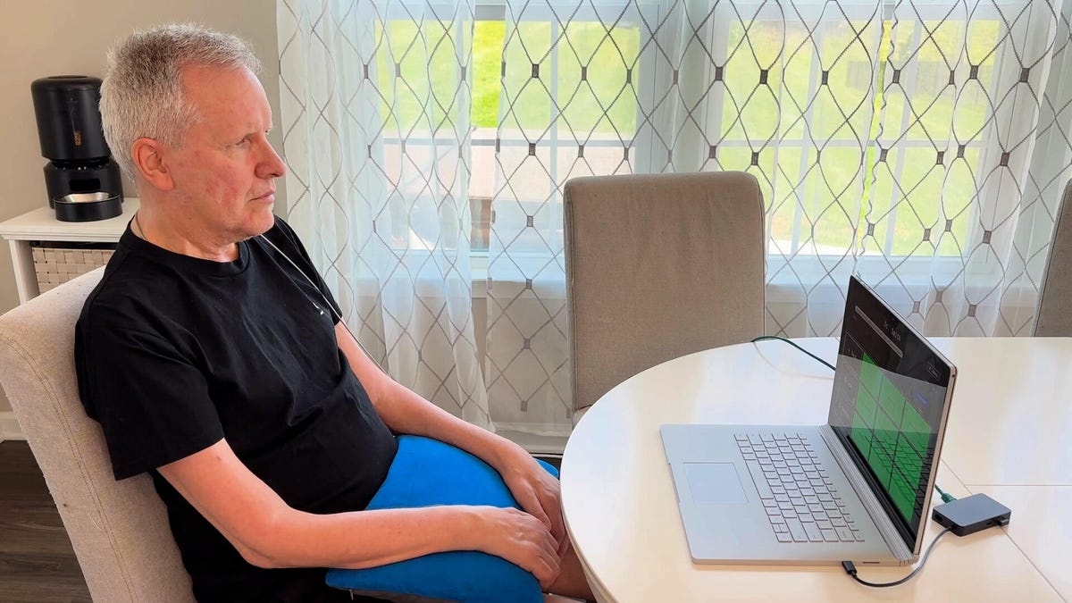 Nguoi dau tien duoc cay ChatGPT vao nao hinh anh