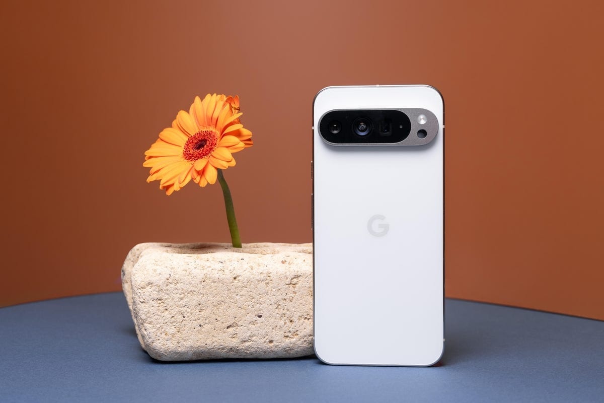 Dien thoai moi nhat cua Google van thua iPhone 15 o diem nay hinh anh