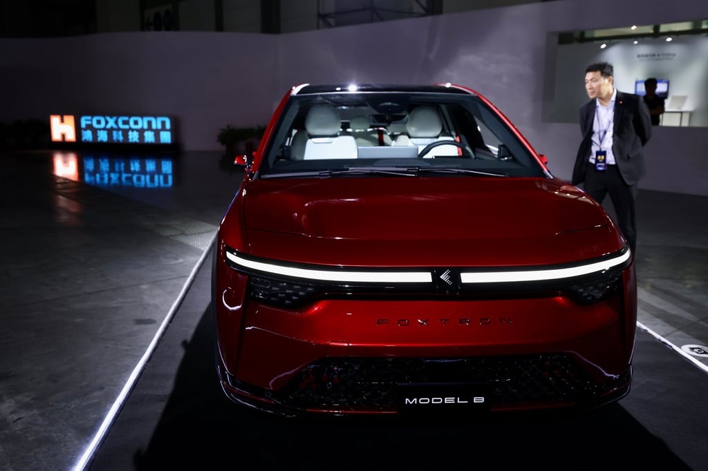 Doi tac lon cua Apple tim huong di moi hinh anh