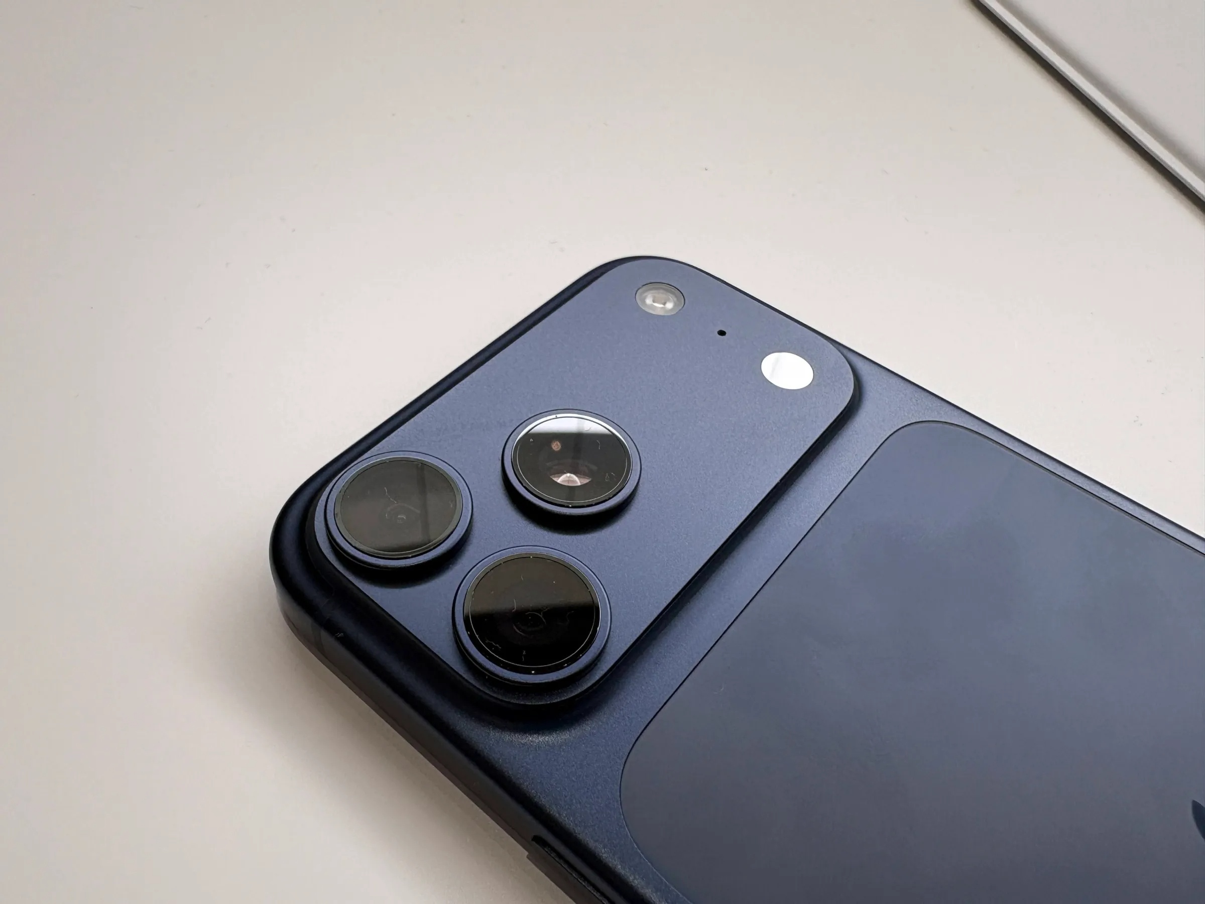 Bo doi iPhone 17 Pro anh 5