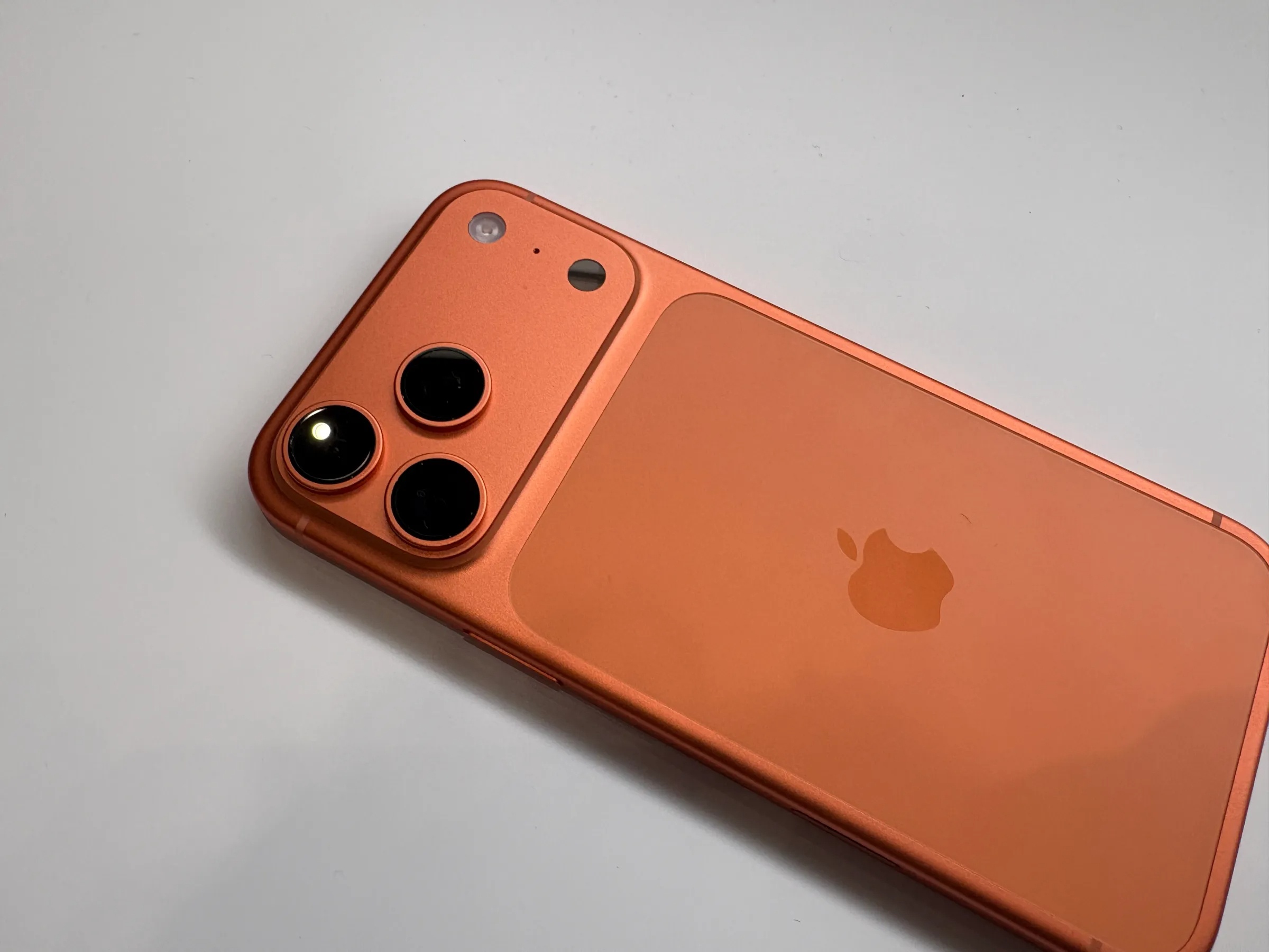 iPhone 17 Pro duo photo 4 Bo doi iPhone 17 Pro anh 4