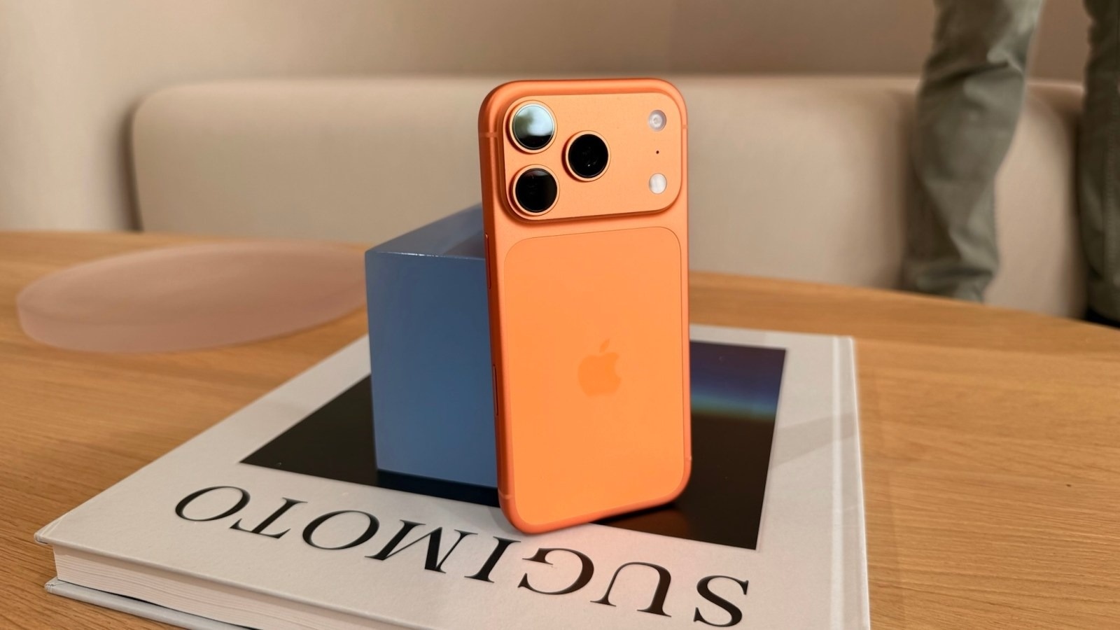 Bo doi iPhone 17 Pro anh 2