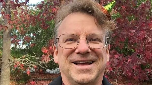 Nguoi lam viec o Apple lau nhat hinh anh