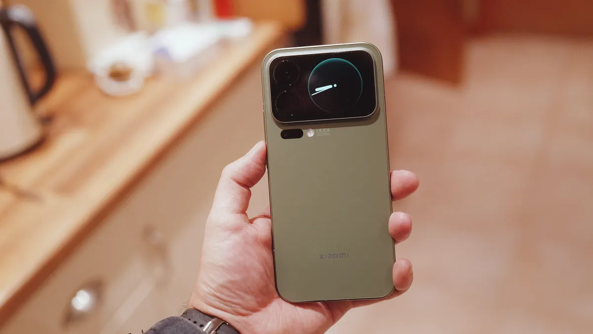 Tin xau voi Xiaomi sau khi vua lap ky luc hinh anh