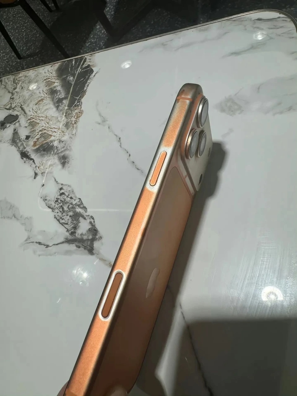 Lau iPhone 17 Pro Max ảnh 3 Lau iPhone 17 Pro Max anh 3