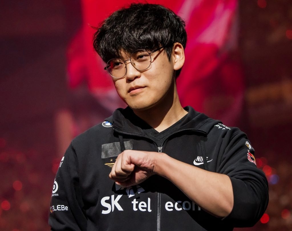 Fan gui xe tai canh bao thuong tang T1 hinh anh