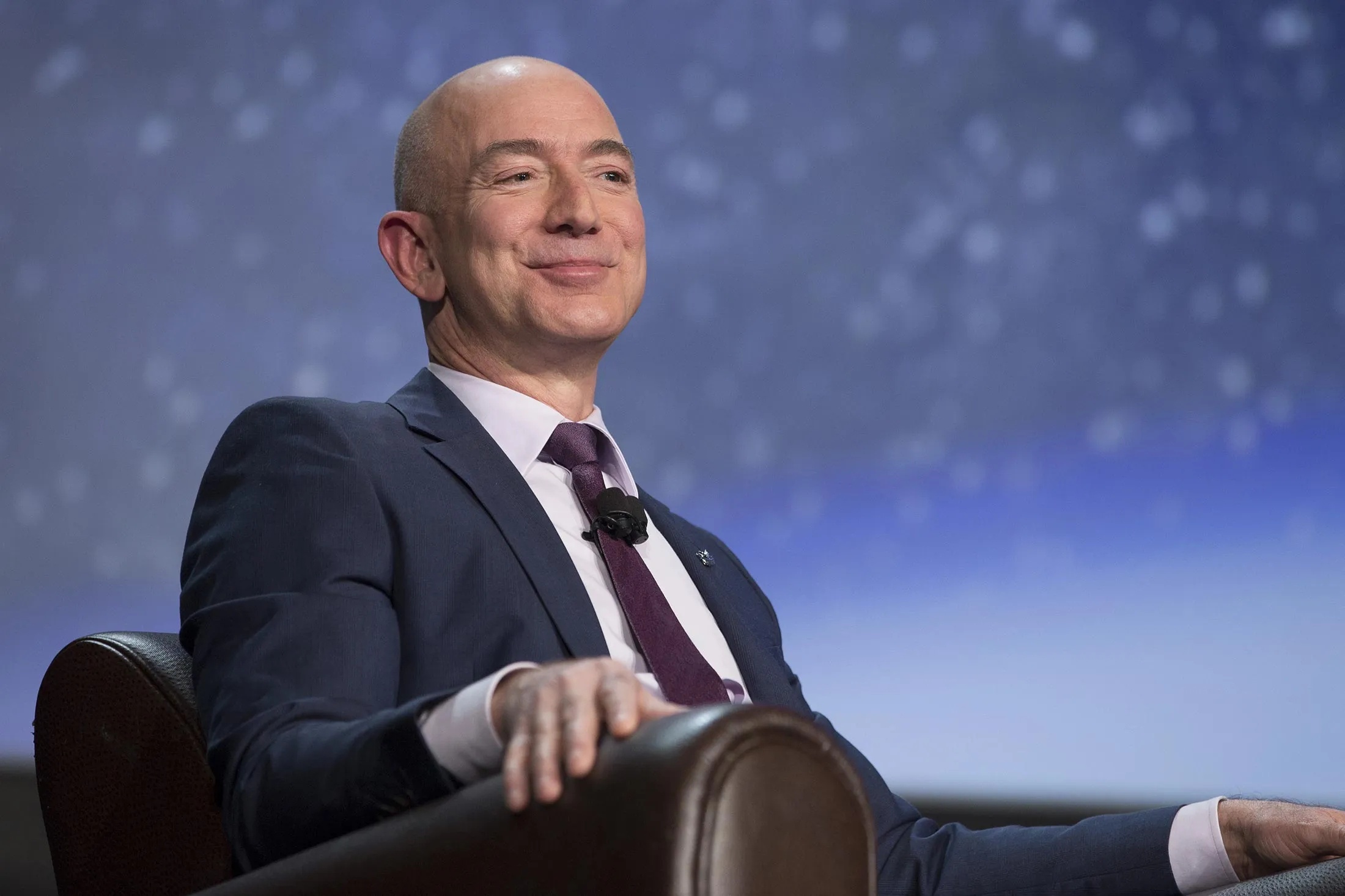 Ke hoach chua tung co cua Jeff Bezos hinh anh