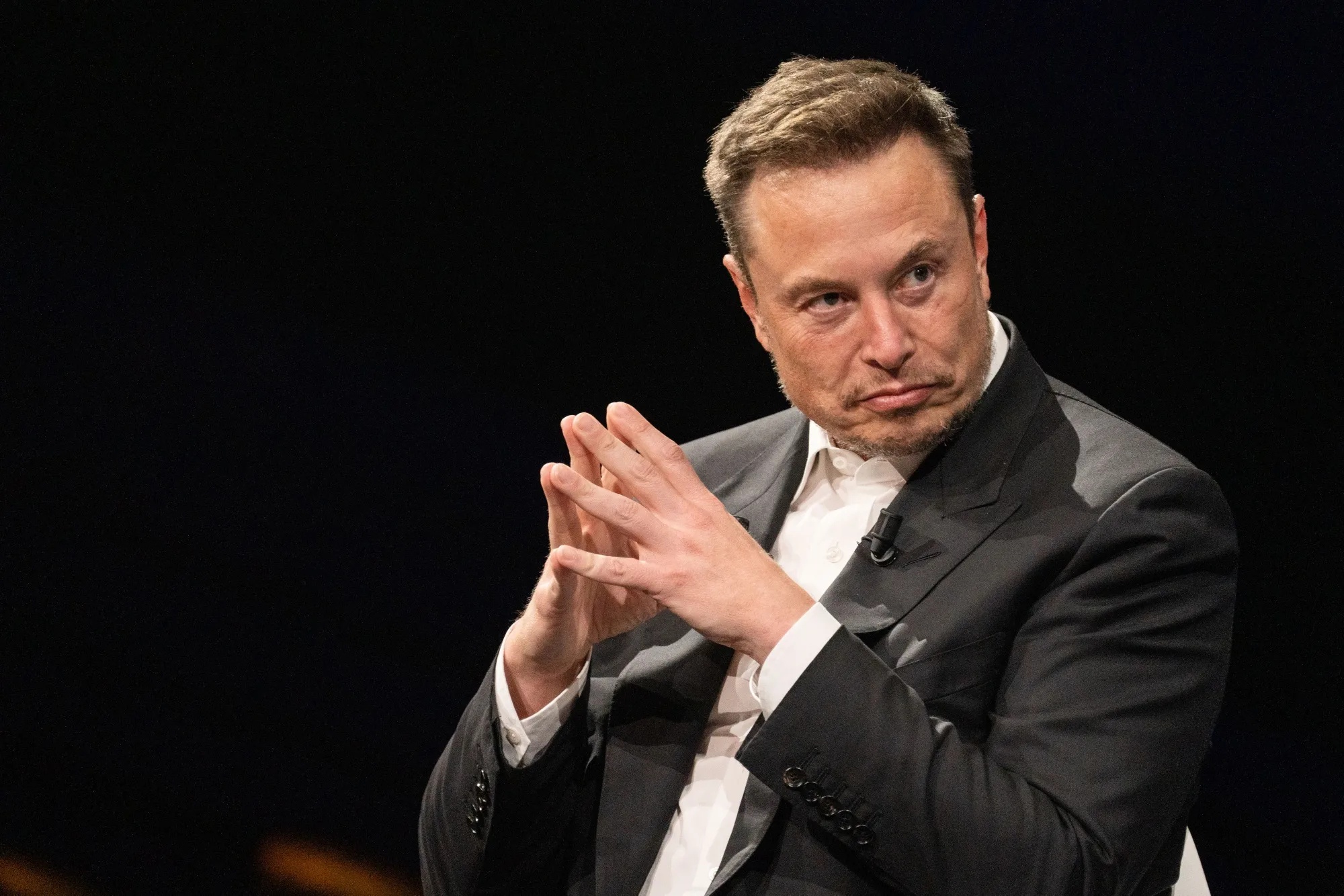 Elon anh 3