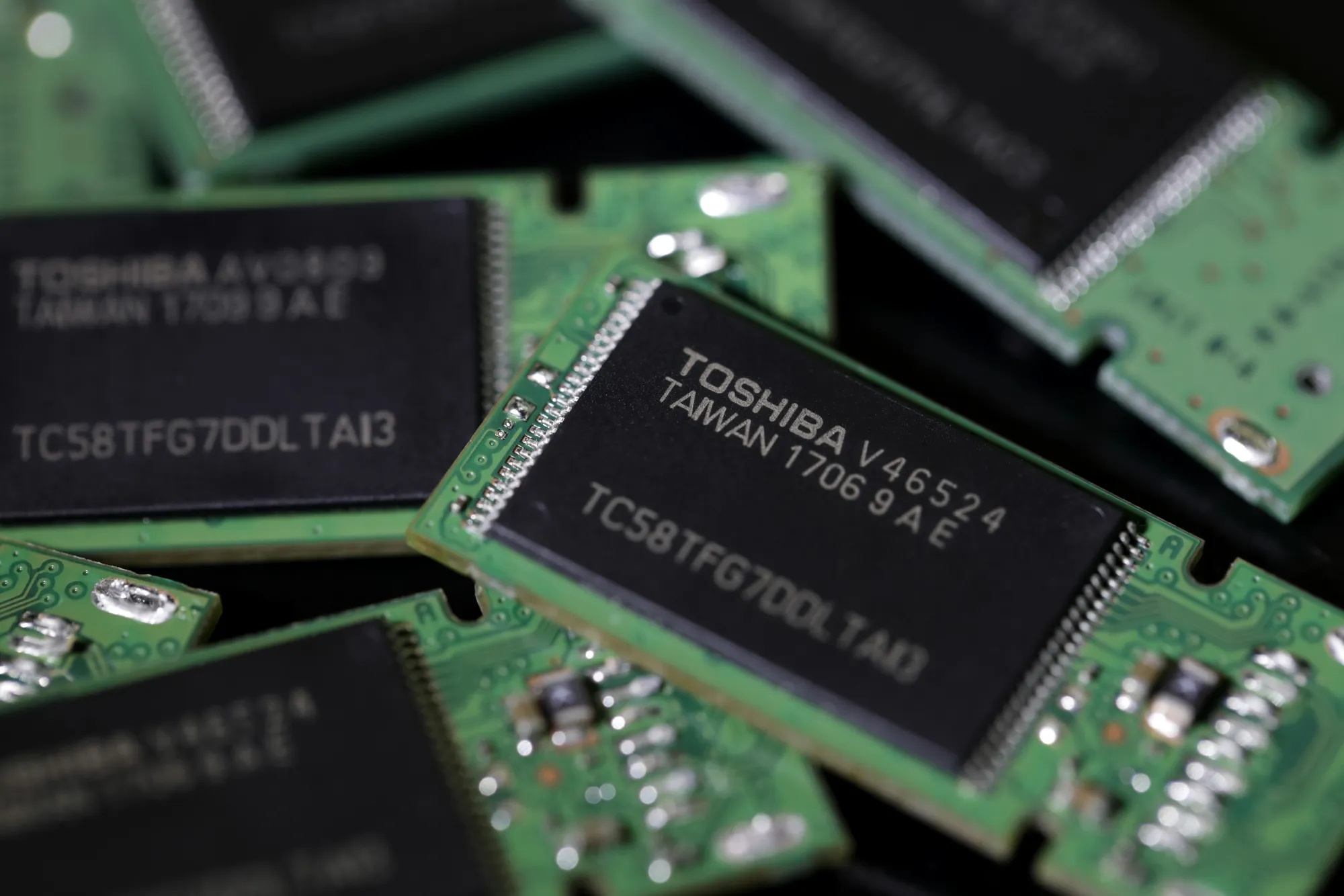 Toshiba ảnh 2 Toshiba ảnh 2