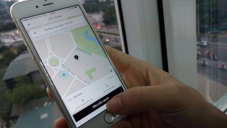 UberX Ha Noi tang 50% gia cuoc, khach hang can nhac hinh anh